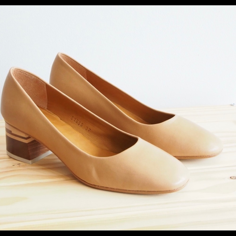 COCLICO camel leather heel